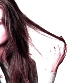 ¿A qué se debe la caída de cabello en las mujeres?